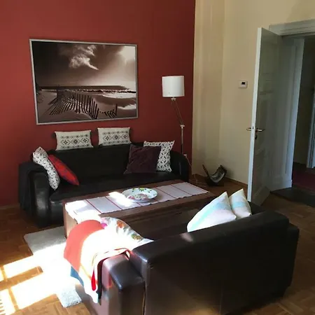 아파트 Ferienwohnung Kavaliershaus *